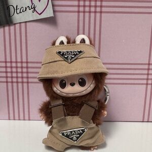 Labubu v4 pra overall